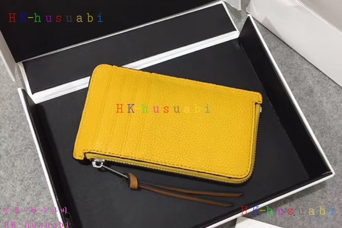 �ڹ̷��ޡ� �ο��� ī������ �Ż� LW 3621