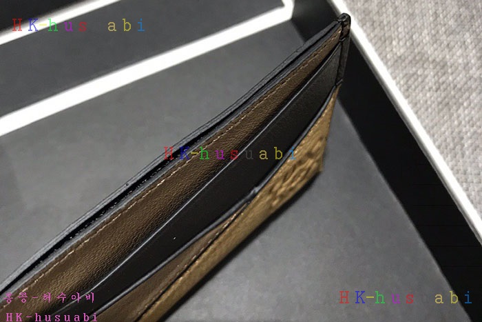 �ڹ̷��ޡ� �ο��� ī������ �Ż�  LW 3626120