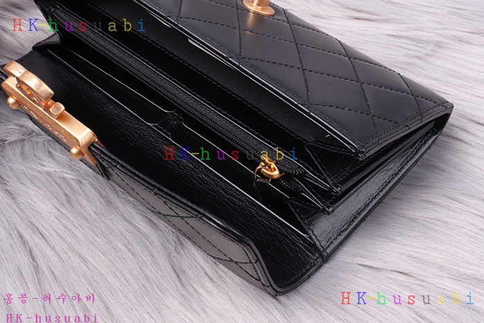 �ڹ̷��ޡ� ���� �÷� ���� CHA81414