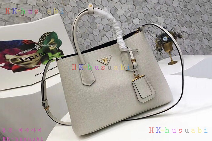 �ڹ̷��ޡ� ����� ��Ʈ��  P 1BG2775