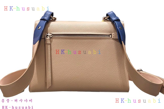 �ڹ̷��ޡ� ����� ���ǾƳ� ����� P 1BD186-4