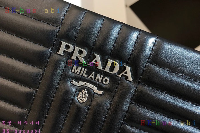 �ڹ̷��ޡ� ����� ���̾�׷� ü�� Ŭ��ġ P 1BF087