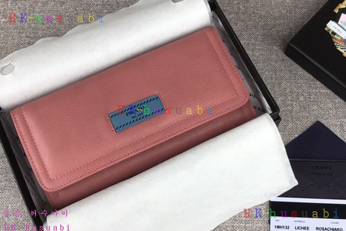 �ڹ̷��ޡ� ����� ������������ P 1MH132-2