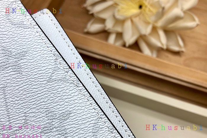 �ڹ̷��ޡ� ���̺��� ���¥ ���� M30298
