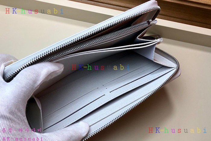 �ڹ̷��ޡ� ���̺��� ���� ���� M67824