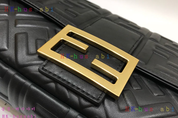 �ڹ̷��ޡ� ��� �ٰ�Ʈ��  F 1244751-5