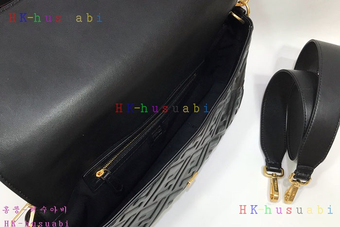 �ڹ̷��ޡ� ��� �ٰ�Ʈ��  F 1244751-5