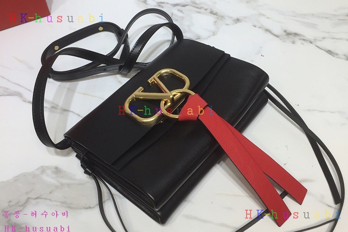 �ڹ̷��ޡ� �߷�Ƽ�� �긵 ũ�ν��ٵ�� V 74410