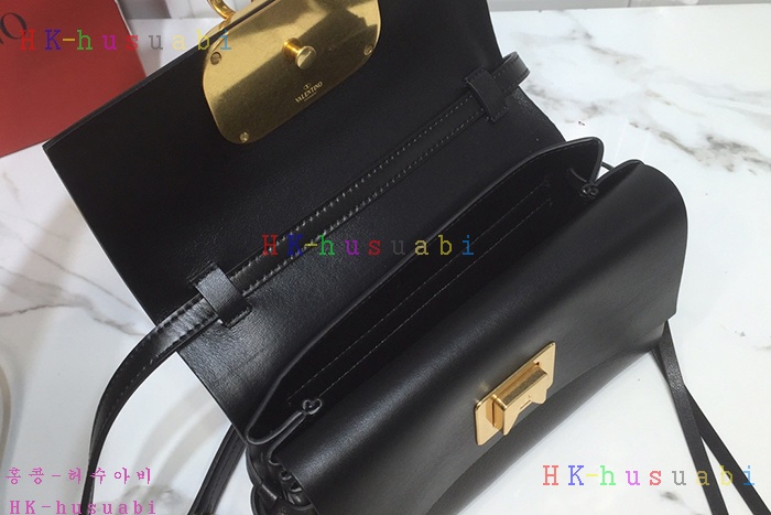 �ڹ̷��ޡ� �߷�Ƽ�� �긵 ũ�ν��ٵ�� V 74410