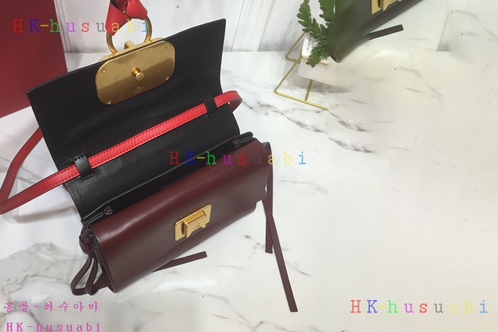 �ڹ̷��ޡ� �߷�Ƽ�� �긵 ũ�ν��ٵ�� V 74417