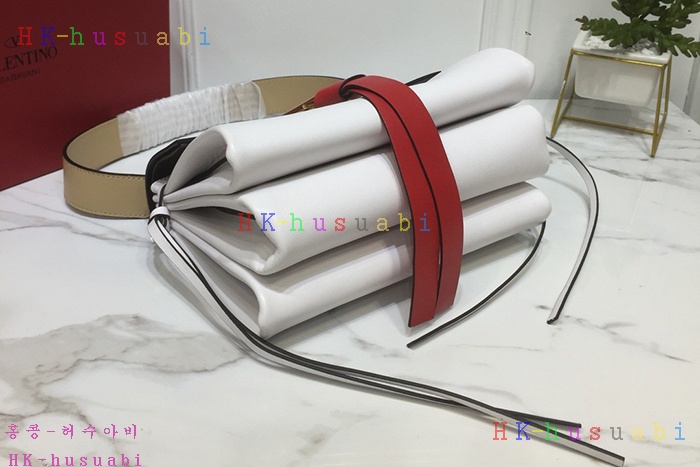 �ڹ̷��ޡ� �߷�Ƽ�� �긵 ũ�ν��ٵ�� V 74419