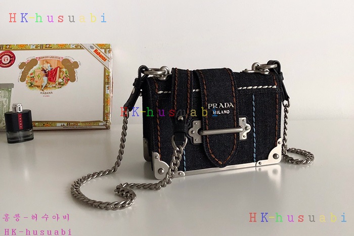 �ڹ̷��ޡ� ����� ī�̿� �����  PR 1BH018