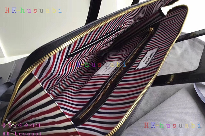 �ڹ̷��ޡ� ����� ��Ʈ�� �Ż�  TB 1240260