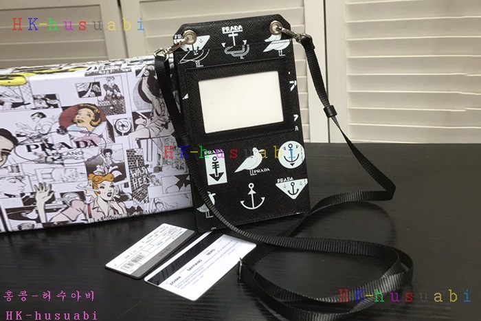 �ڹ̷��ޡ� ����� ���ǾƳ� ���� �޴��� ���̽� P 2ZH068