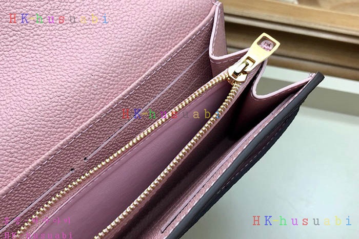 �ڹ̷��ޡ� ���̺��� ��� ���� M64082