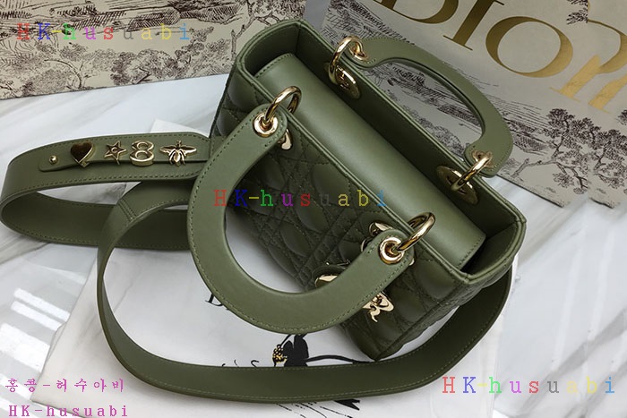 �ڹ̷��ޡ� ��� ���̵�� DR 18801