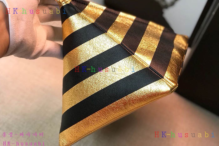 �ڹ̷��ޡ� ����  �Ƕ�̵�� AS0688