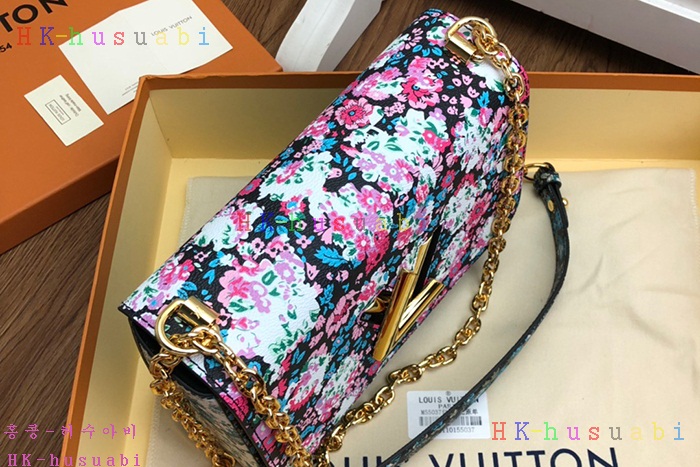 �ڹ̷��ޡ� ���̺��� Ʈ����Ʈ M55038