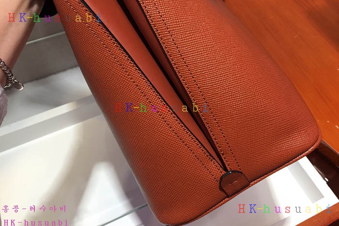 �ڹ̷��ޡ� ����� ���ҳ��� �ڵ�� P 1BA249-4