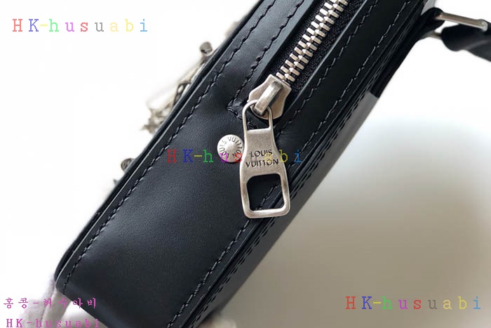 �ڹ̷��ޡڷ��̺��� �ٴ��� �޽��� M53975