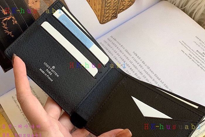 �ڹ̷��ޡڷ��̺��� ��Ƽ�� ���� M61695