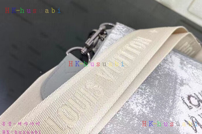 �ڹ̷��ޡڷ��̺��� Ʈ���� �޽��� N50068