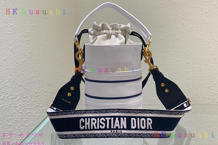 �ڹ̷��ޡ� ��� ���̺� ��Ʈ�� DR 2252221