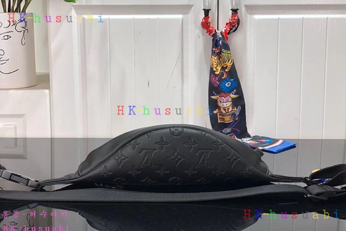 �ڹ̷��ޡڷ��̺��� ��Ŀ���� ���� M46036