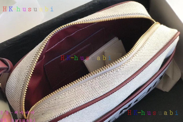 �ڹ̷��ޡ������ �ΰ� ĵ���� ī�޶�� BB50F6-3