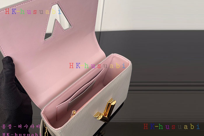 �ڹ̷��ޡڷ��̺��� Ʈ����Ʈ MM M21026