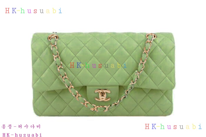 �ڹ̷��ޡڻ��� Ŭ���� �÷� �� A01112