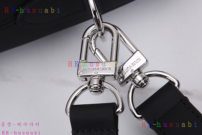 �ڹ̷��ޡڷ��̺��� ����Ʈ ��ť�� ������ PM N40444