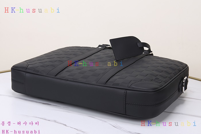 �ڹ̷��ޡڷ��̺��� ����Ʈ ��ť�� ������ PM N40444