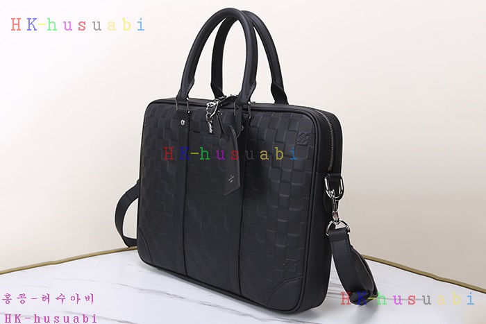 �ڹ̷��ޡڷ��̺��� ����Ʈ ��ť�� ������ PM N40444