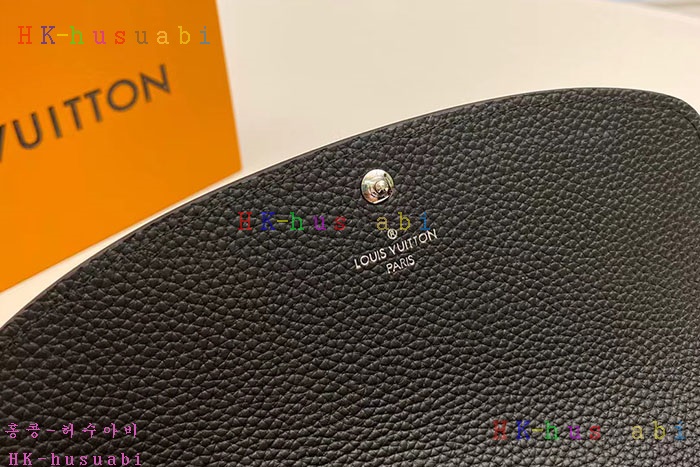 �ڹ̷��ޡڷ��̺��� ���̸��� ���� M60143