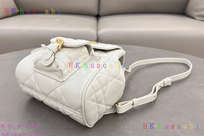 �ڹ̷��ޡڵ�� ī�� ���� ����  M6302-2