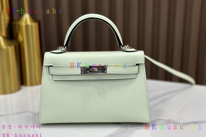 �ڹ̷��ޡڿ����޽� �̸� �̴�  H 9668220-5 �ü���