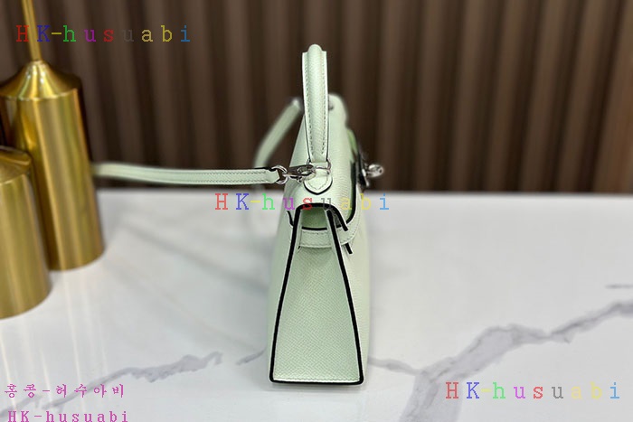 �ڹ̷��ޡڿ����޽� �̸� �̴�  H 9668220-5 �ü���