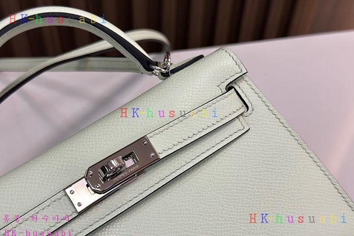 �ڹ̷��ޡڿ����޽� �̸� �̴�  H 9668220-5 �ü���