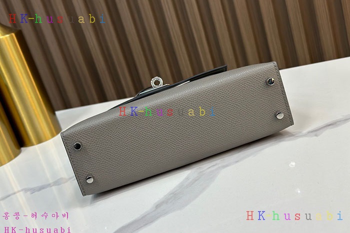 �ڹ̷��ޡڿ����޽� �̸� �̴�  H 9668220-3 �ü���