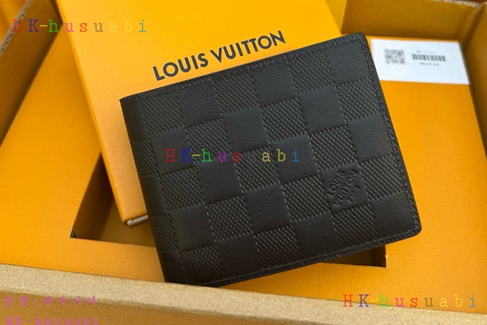 �ڹ̷��ޡڷ��̺��� ��Ƽ�� ���� N63124