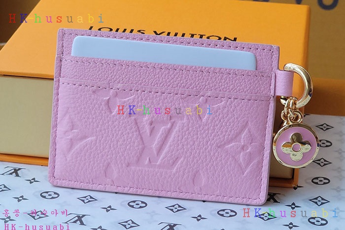 �ڹ̷��ޡڷ��̺��� LV ��  ī�� Ȧ�� M13647